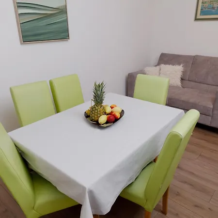 Apartament Marija *