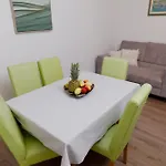 דירה Marija *